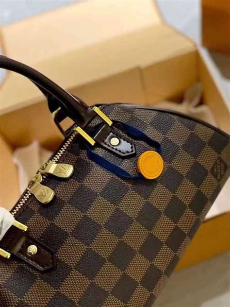 geanta lv|louis vuitton bucuresti.